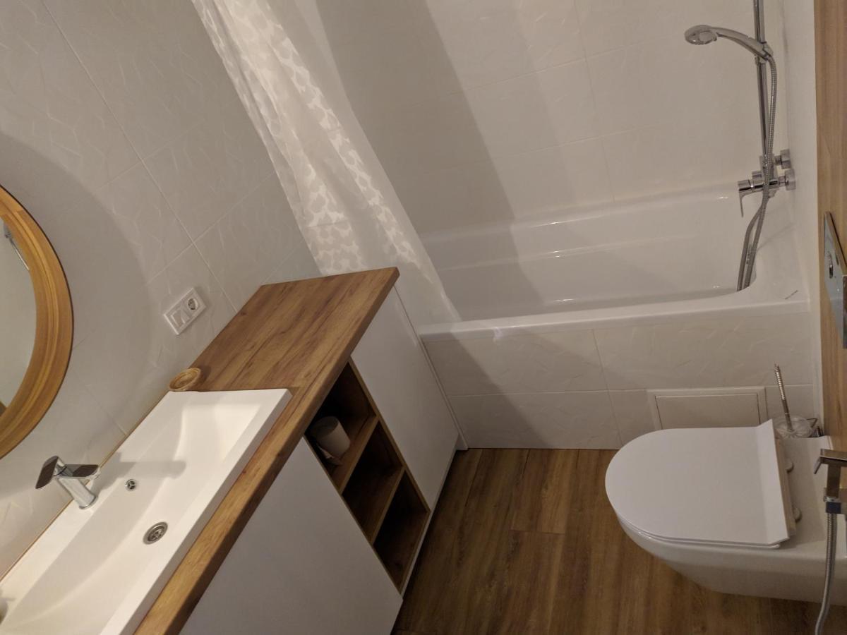 Cozy 75 Apart In Center - 2Х Кімнатна Квартира В Центрі Кропивницького Kropyvnytskyj Exteriör bild